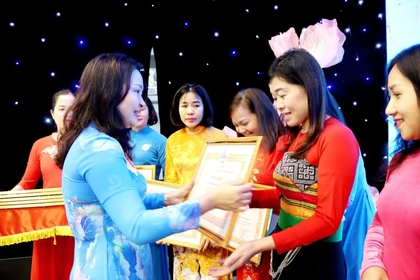 Hội LHPN Thanh Hóa đẩy mạnh phong trào thi đua chào mừng Đại hội XIV của Đảng